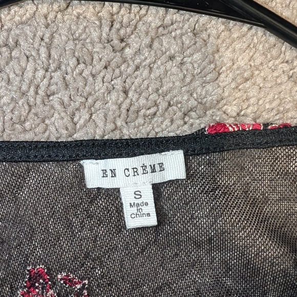 En Creme Boot Barn Floral Mesh Cropped Tie Top Stagecoach Boho Coachella Black - Picture 2 of 2